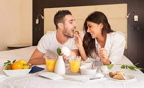 The Intimate Connection between Food and Relationships